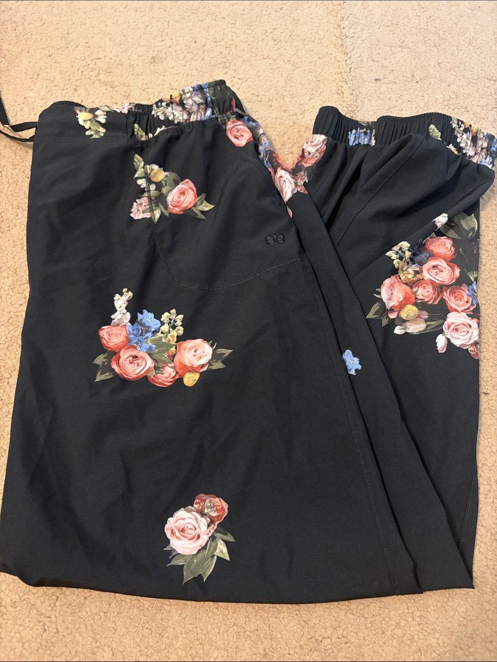 Albion Black Floral Jetsetter jogger pants - size XXL